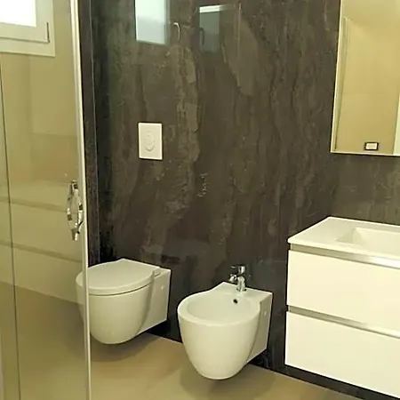 Elite Luxury Aparthotel