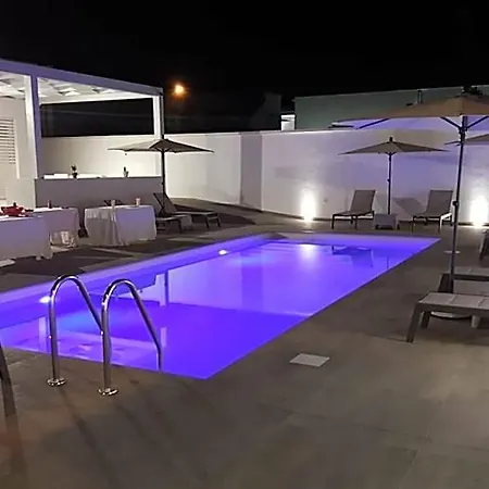 Elite Luxury Aparthotel 4*